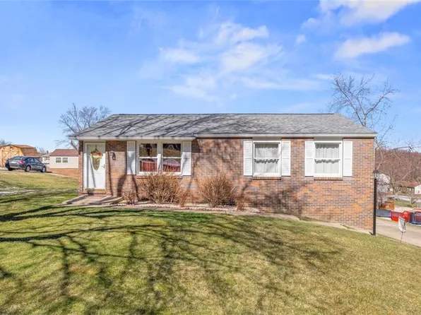 194 Pinehurst Dr, Freedom, PA 15042