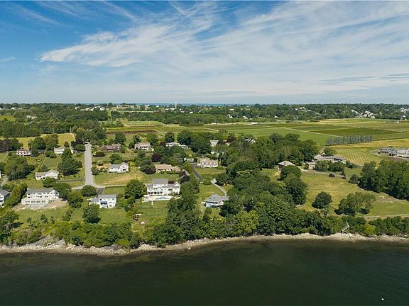 4th image of 176 Heidi Dr