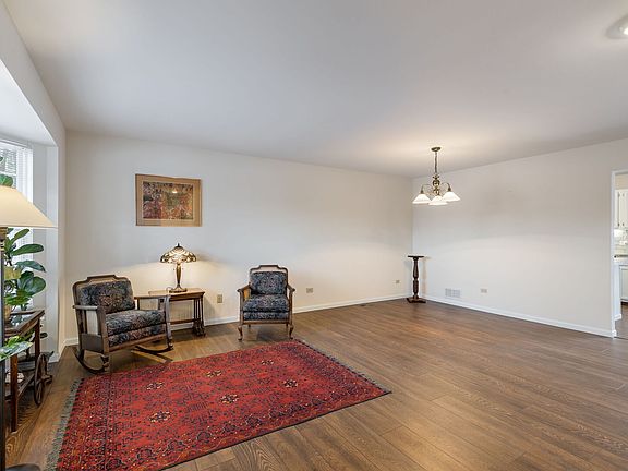 3rd image of 1712 Dusk Dr