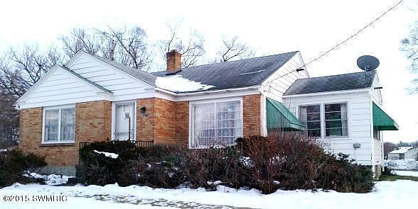 2nd image of 1950 28th St SW