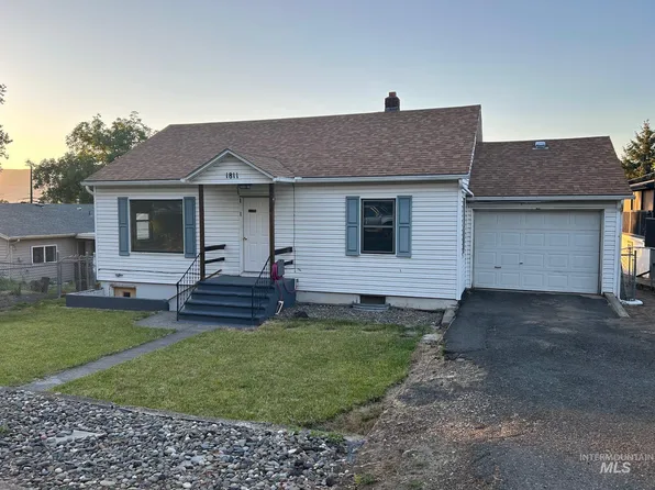 1811 17th Ave, Lewiston, ID 83501