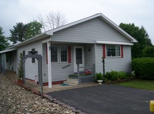 30 Duchess St, Reedsville, PA 17084