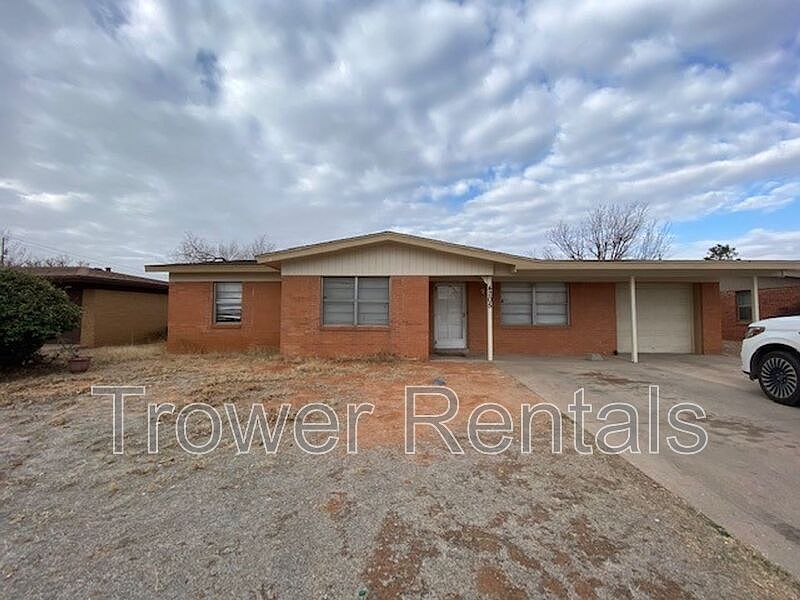 1st image of 4205 Clover Ave