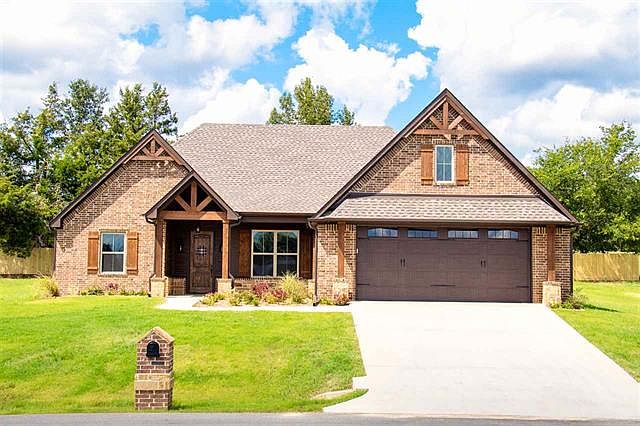 1st image of 129 Rolling Meadow Dr