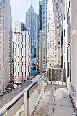 Rented by Nest Seekers International | media 14