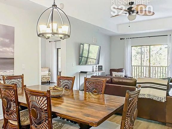 3rd image of 9051 Treasure Trove Ln
