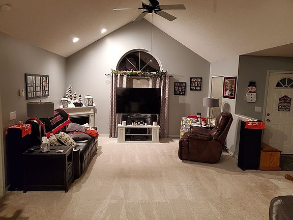 5th image of 7687 Brookstone Dr