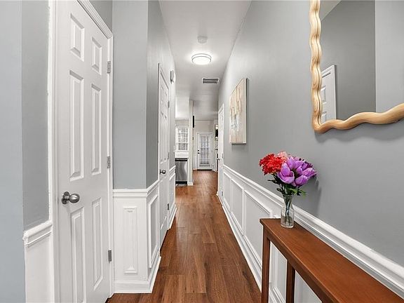 4th image of 2755 Greenbridge Dr