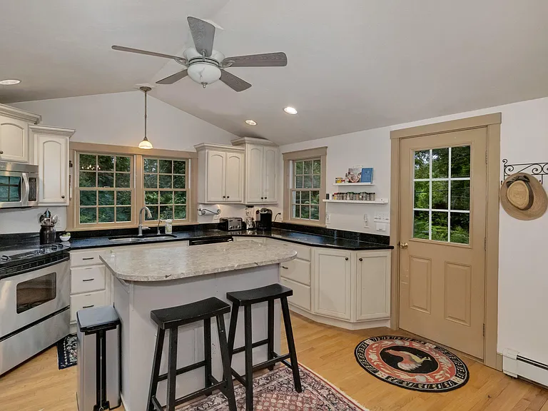 6 Beachway Rd — Photo 17