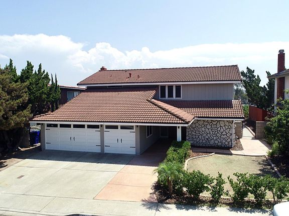 2nd image of 6275 Lake Apopka Pl