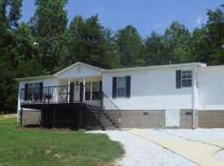 370 Bowtie Ln, Lowgap, NC 27024