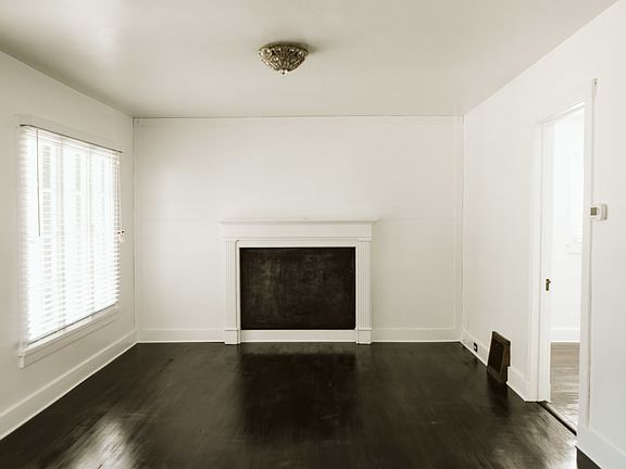 3rd image of 377 E Westminster Ave