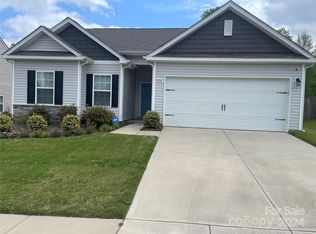 2332 Lanza Dr, Charlotte, NC 28215