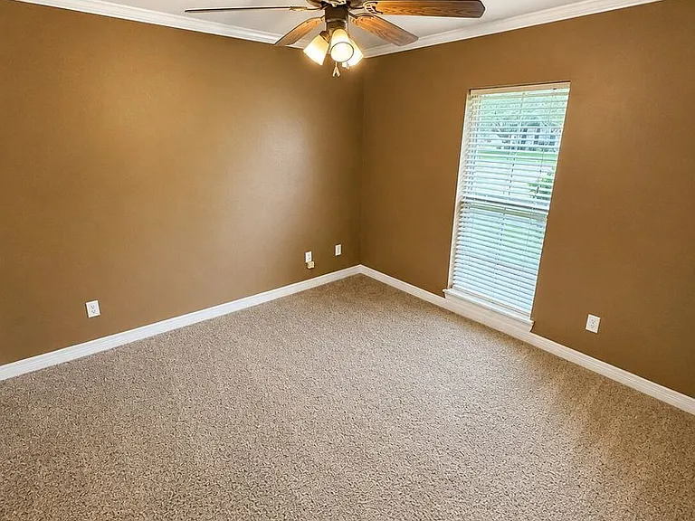 1812 Bayou Bend Dr — Photo 6