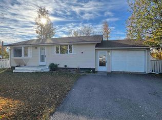 19 Eagle Cres, Hay River, NT X0E0R7