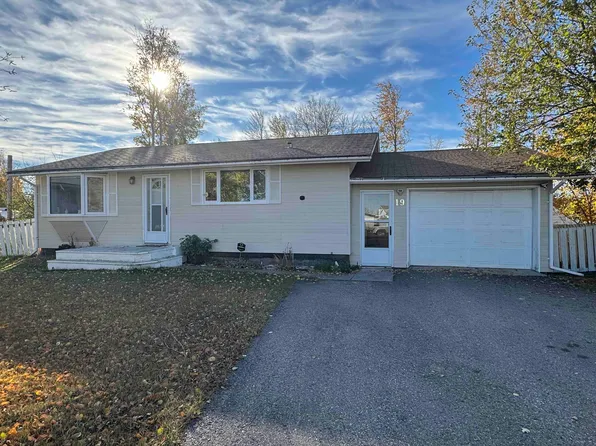 19 Eagle Cres, Hay River, NT X0E 0R7