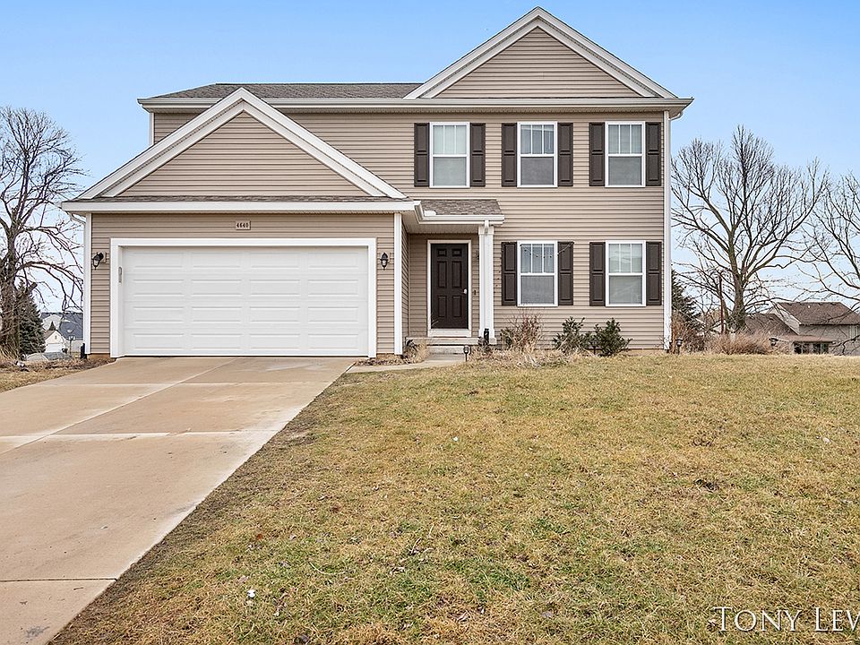 1st image of 4640 Middlebury Dr SE