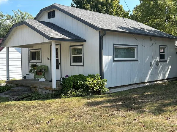 102 Broadway St, Exeter, MO 65647