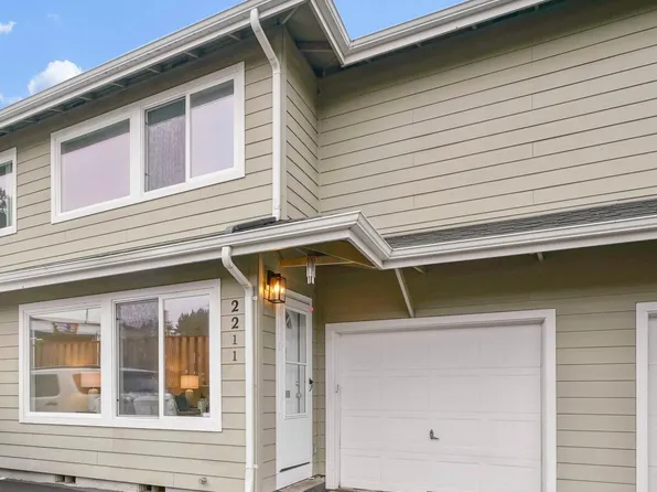 2211 NW Oar Pl, Lincoln City, OR 97367