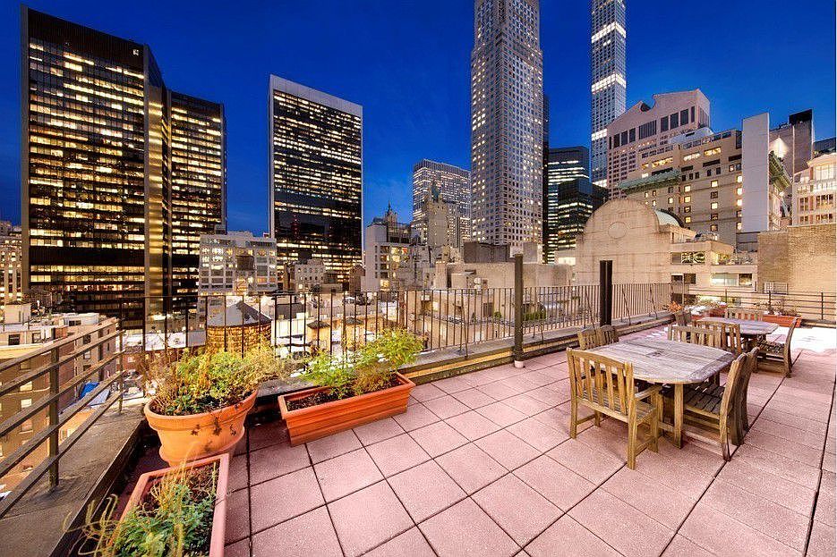 1st image of 25 W 54th St #4A