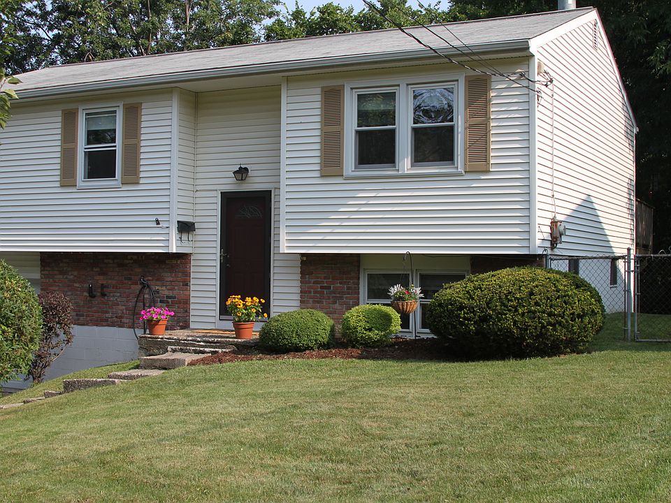 1st image of 7 Alpine St