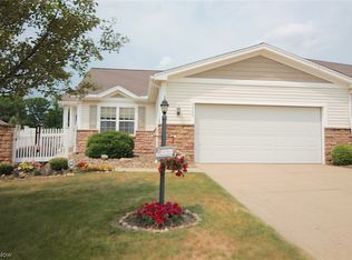 5520 Peachtree Ln S, Cleveland, OH 44134