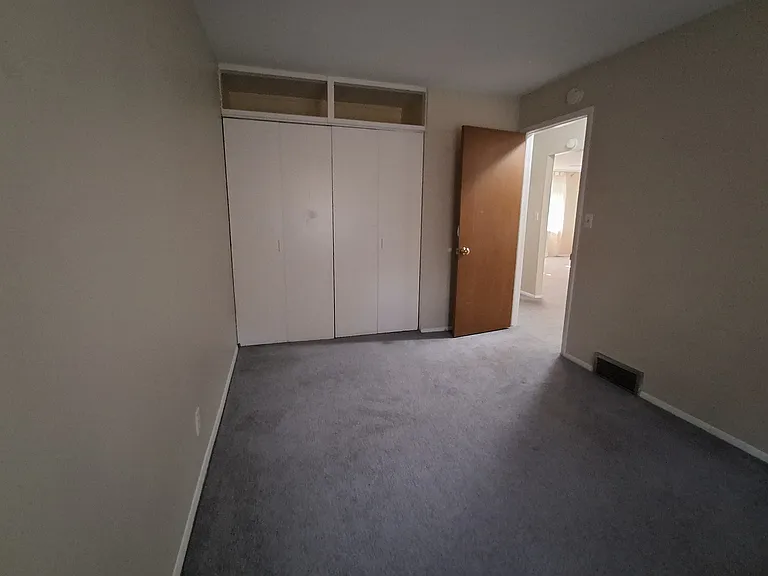 218 N Roosevelt Ave #218 — Photo 6