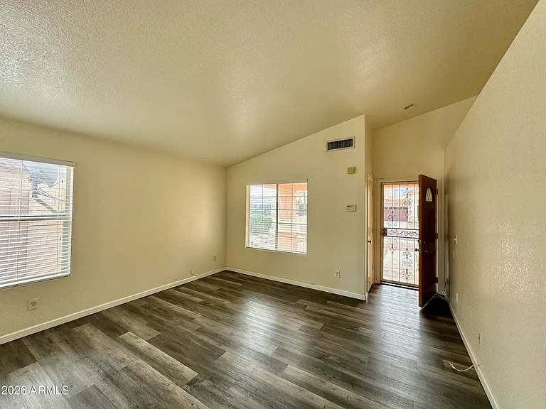 2380 E Derringer Way — Photo 4