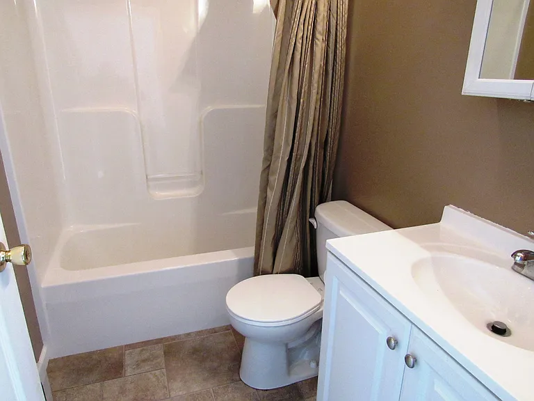 1089 Pulaski Hwy — Photo 9
