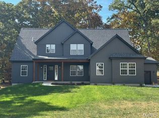 229 Victor Ct, Ballwin, MO 63021