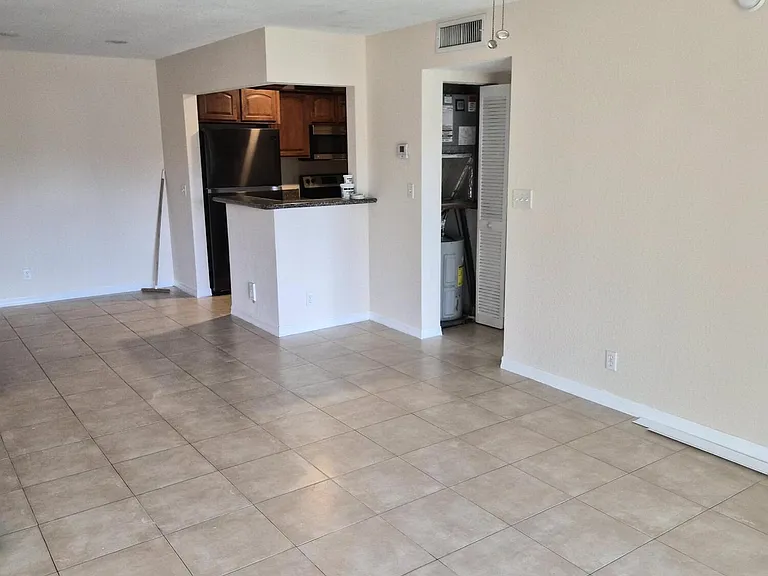 2810 NW 55th Ave #2A — Photo 12