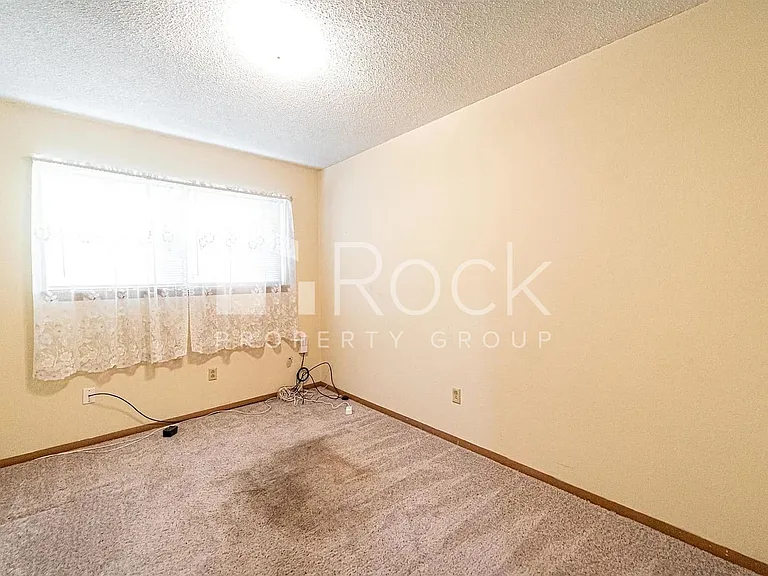 604 Moraine Ave — Photo 19