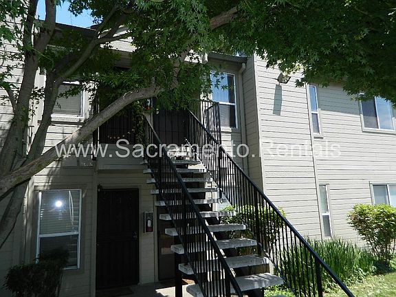 2nd image of 9159 Newhall Dr APT 85