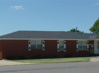 330 W Elm St, Hobart, OK 73651