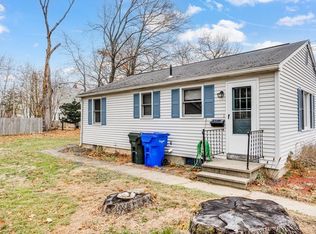 57 Champlain Ave, Springfield, MA 01151