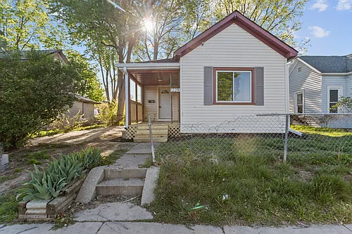 1229 N Courtland Ave Photo 1