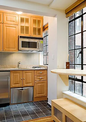 Sold by Douglas Elliman | media 21