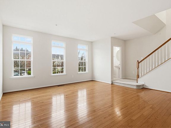 2nd image of 3819 Cullingworth Rd