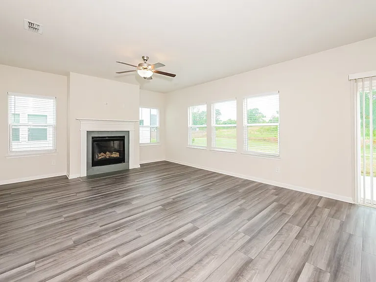 5834 Union Grove Dr — Photo 4