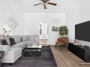 374 Bleecker St FLOOR 3, Brooklyn, NY 11237