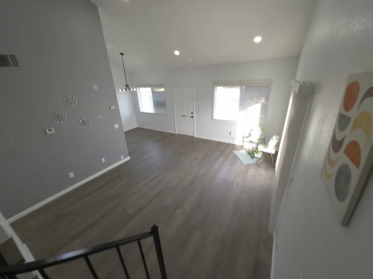 1642 Gardenia Ct #D — Photo 15