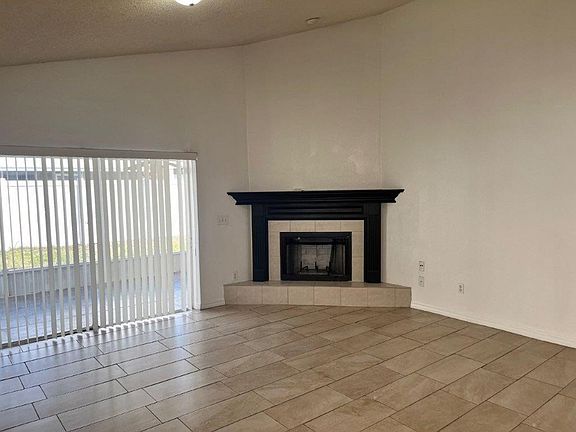 4th image of 5721 Rywood Dr