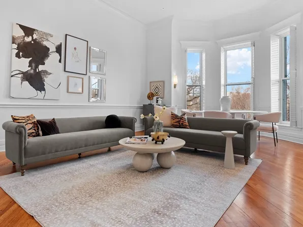 138 Beacon St #6, Boston, MA 02116