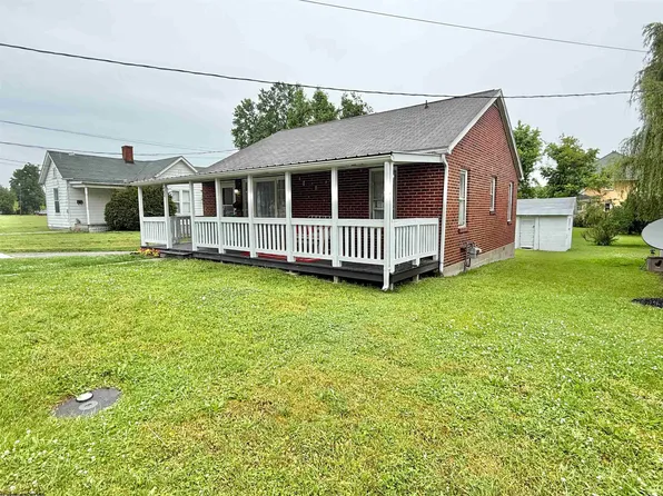 30 Sedgwick St, Buckhannon, WV 26201