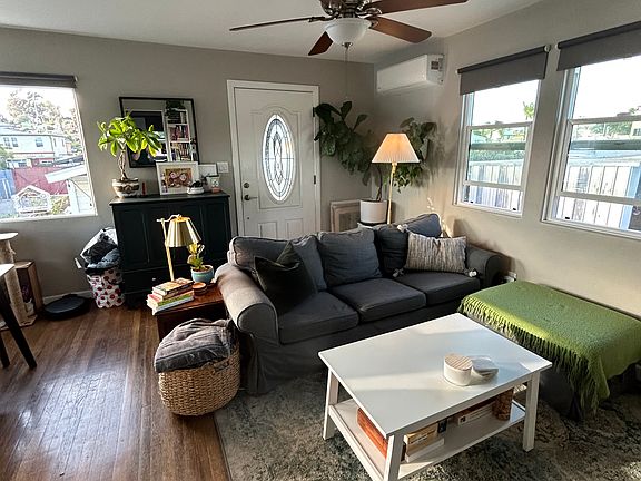 5th image of 2667 Imperial Ave #48