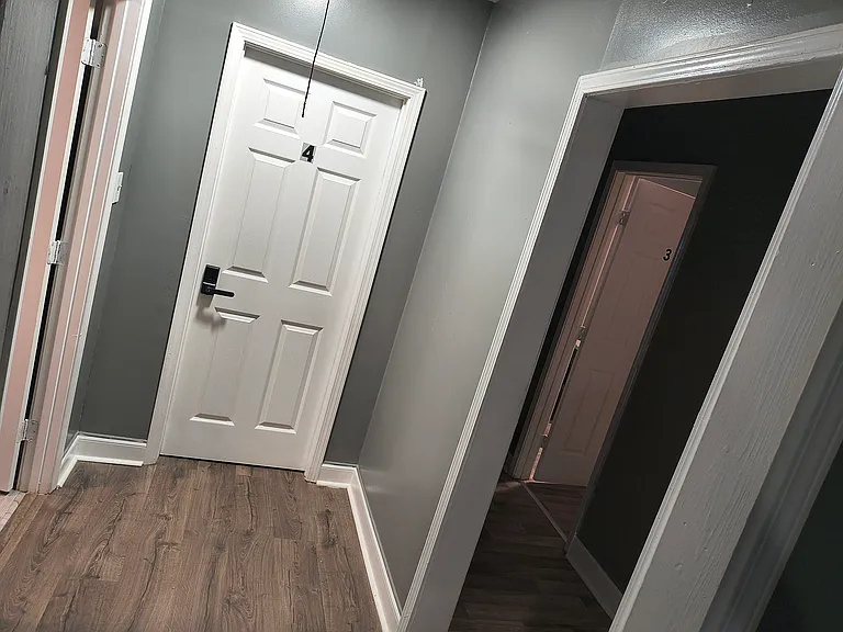 2483 Vandale Ave — Photo 12