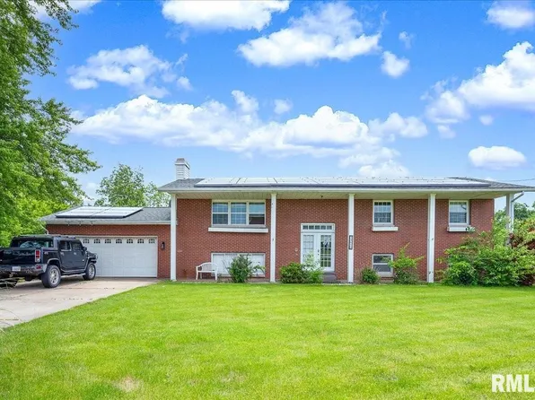 24649 Spring Creek Rd, Washington, IL 61571