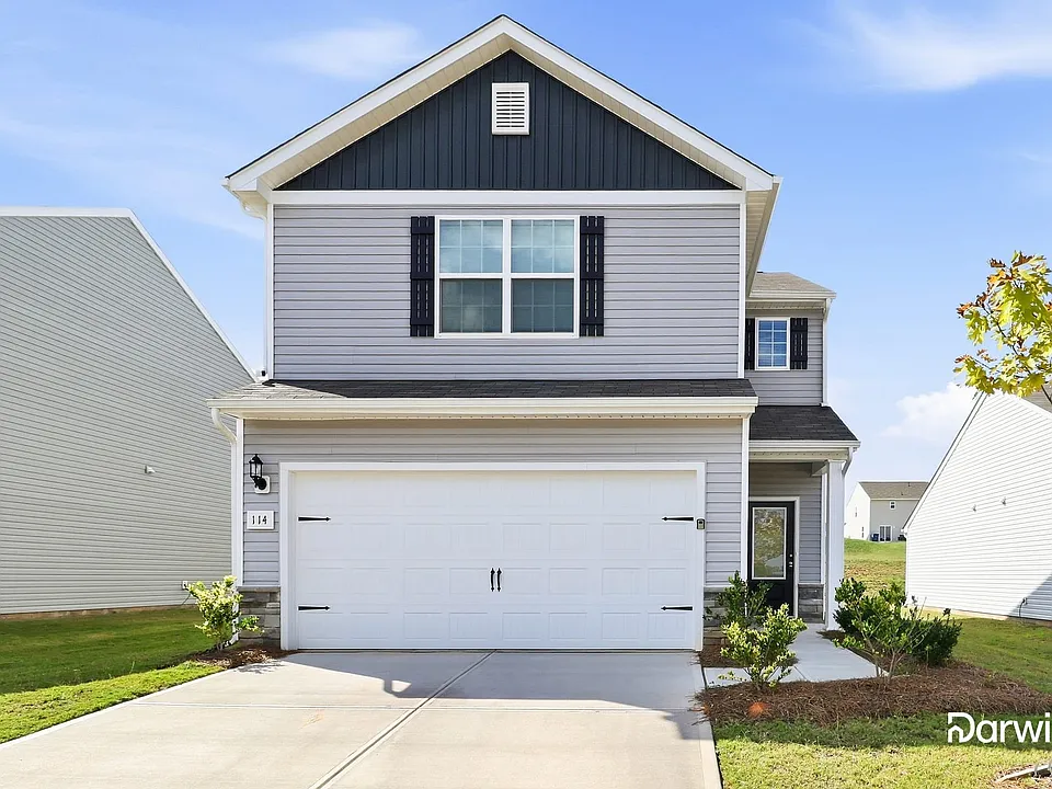 114 Lightning Dr