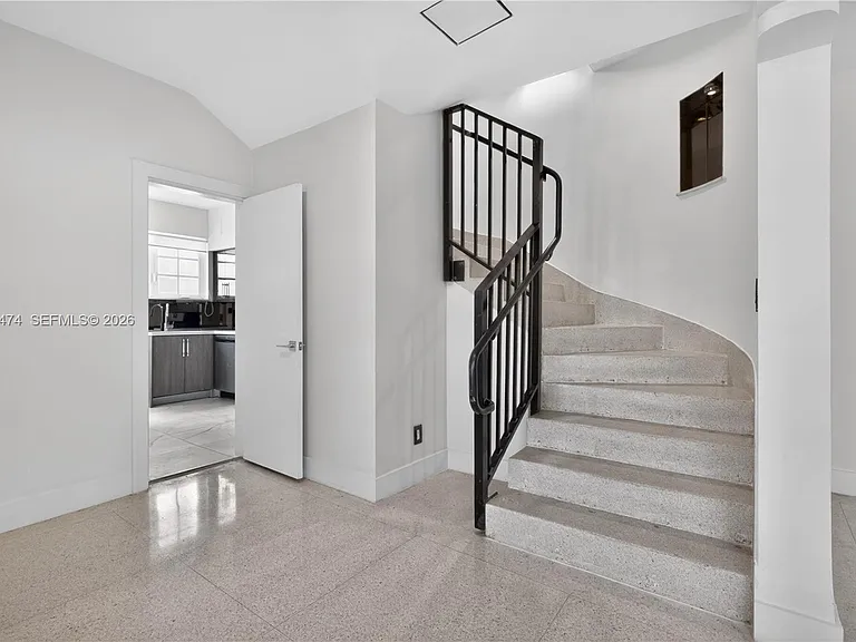 1601 Jefferson Ave #TH — Photo 11