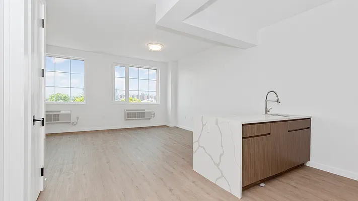 Rented by Nooklyn NYC LLC | media 39